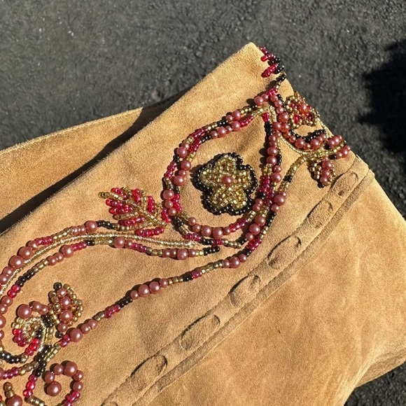 Mandalay Suede tan low waisted pants. Vintage. Great condition. Size 6. - Picture 2 of 8